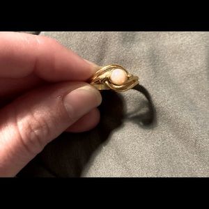 Antique gold ring